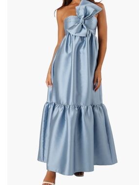 Petal and Pup Bettina Bow Gown Size XS